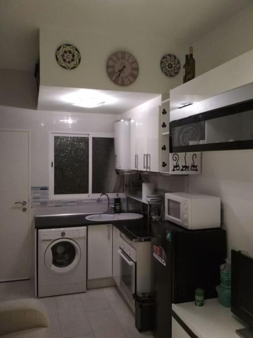 Loft Con Encanto De Raul Y Rosa Сан-Себастиан-де-лос-Рейес Экстерьер фото